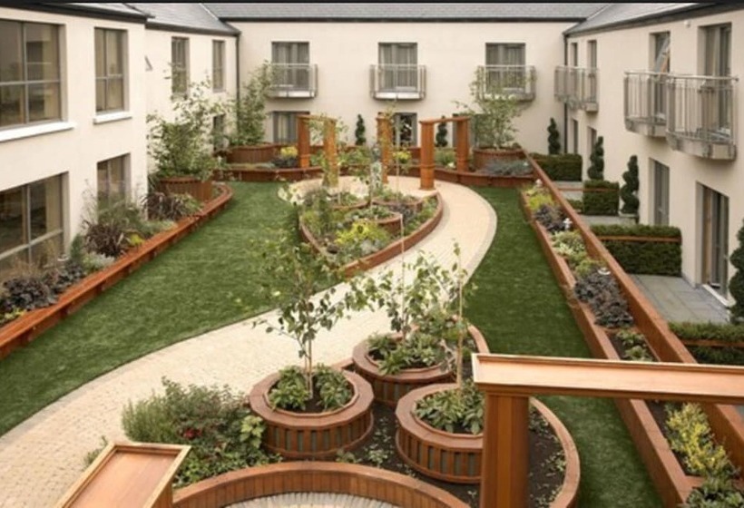 Westport Plaza Hotel, Spa & Leisure