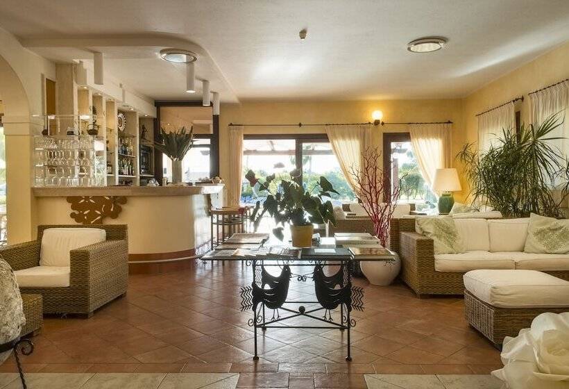 Lantana Resort Hotel&apartments