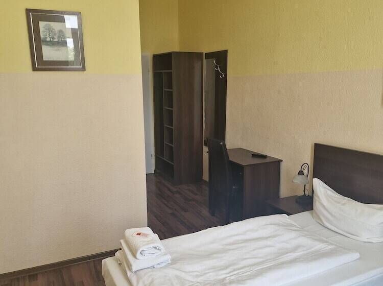 پانسیون Am Stuttgarter Eck