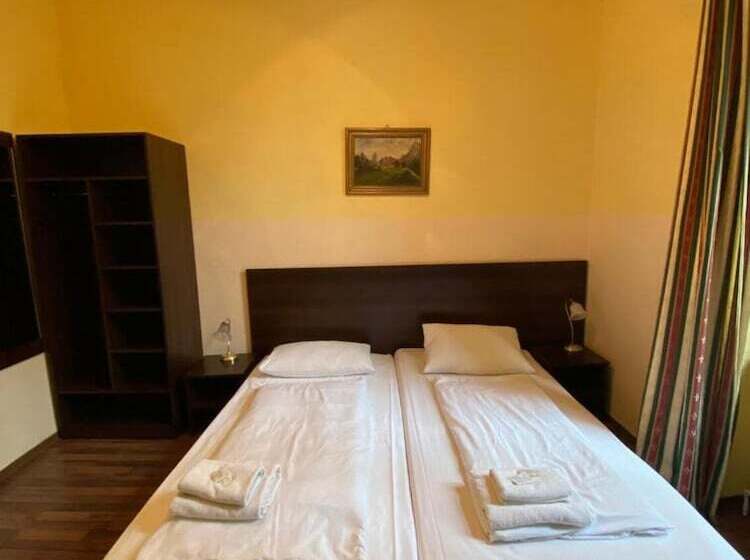 پانسیون Am Stuttgarter Eck