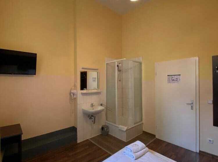 پانسیون Am Stuttgarter Eck