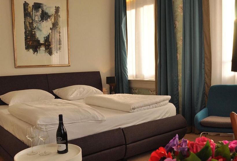 Sandton Hotel De Roskam