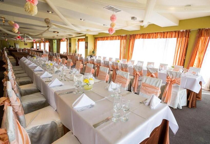 Snezhanka Hotel Pamporovo Half Board & Ski