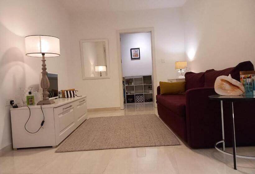 هاستل Centre Point, Malta S Most Central