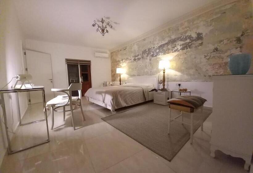 هاستل Centre Point, Malta S Most Central