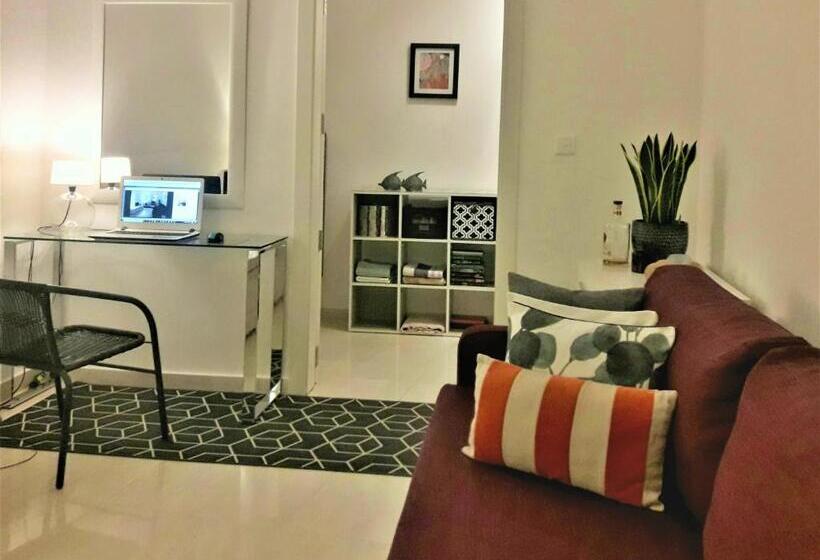 هاستل Centre Point, Malta S Most Central