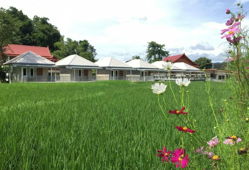 호스텔 Jeerang Countryside Resort