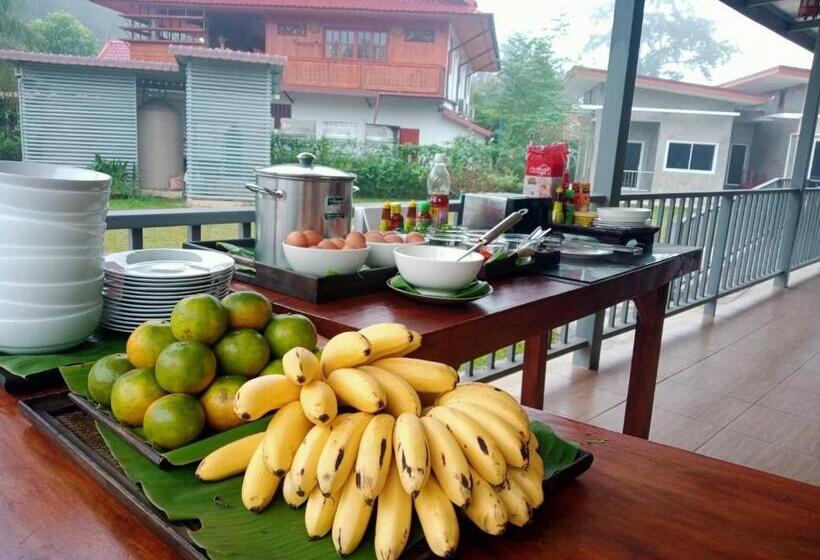 호스텔 Jeerang Countryside Resort