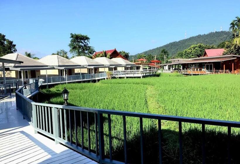호스텔 Jeerang Countryside Resort