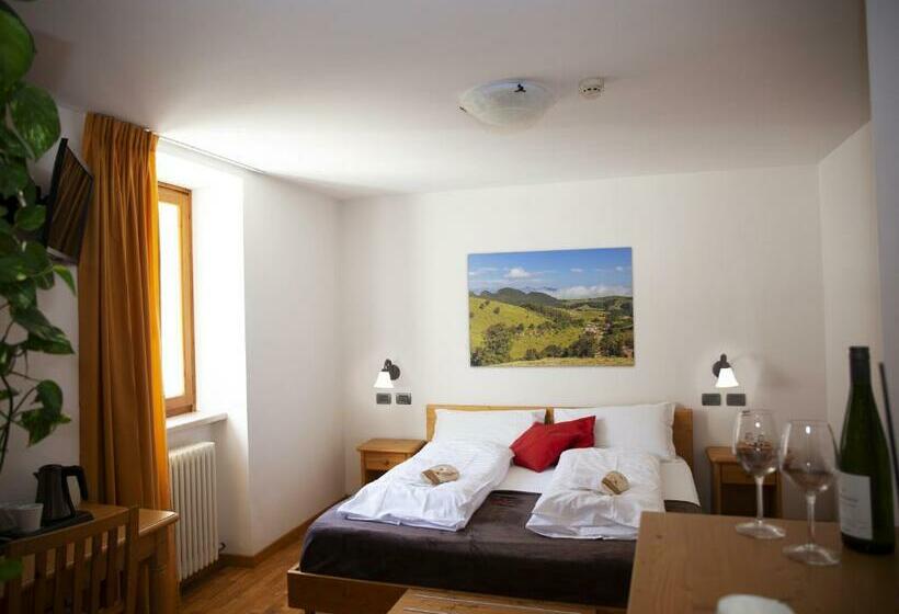 فندق صغير Locanda Alpina A 1250 Mt