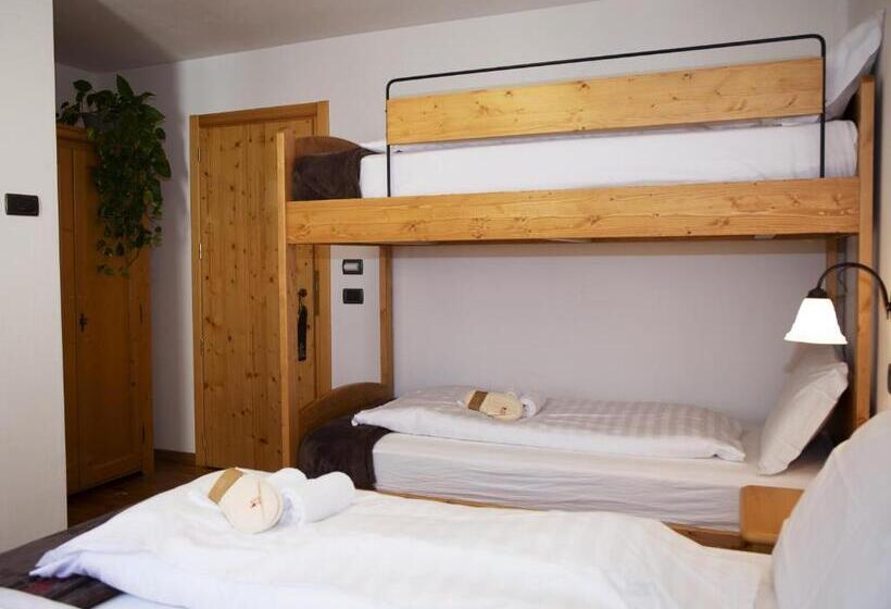 فندق صغير Locanda Alpina A 1250 Mt