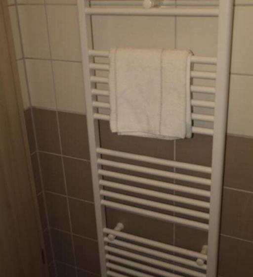 הוסטל Pension Florion