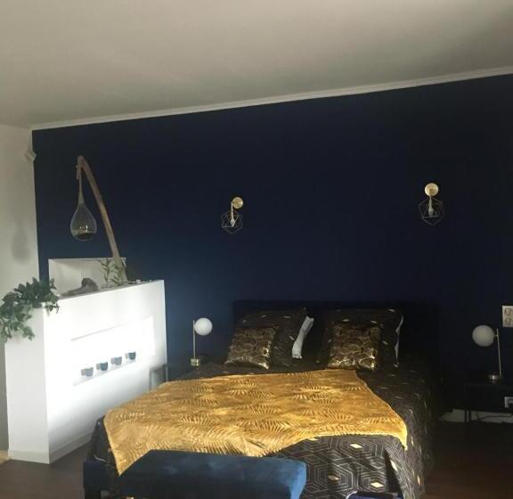 Bed and Breakfast Augustodun Home