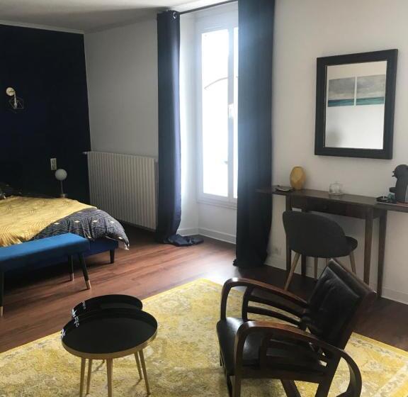 Bed and Breakfast Augustodun Home