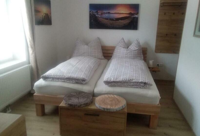 مبيت وإفطار Bike Pension Knausz