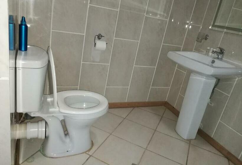 مبيت وإفطار Bougain Villa Guesthouse