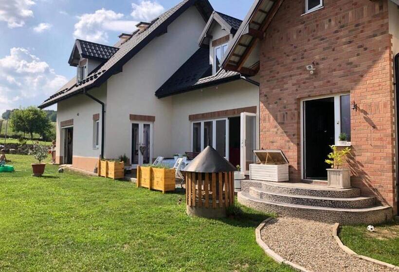 مبيت وإفطار Country House