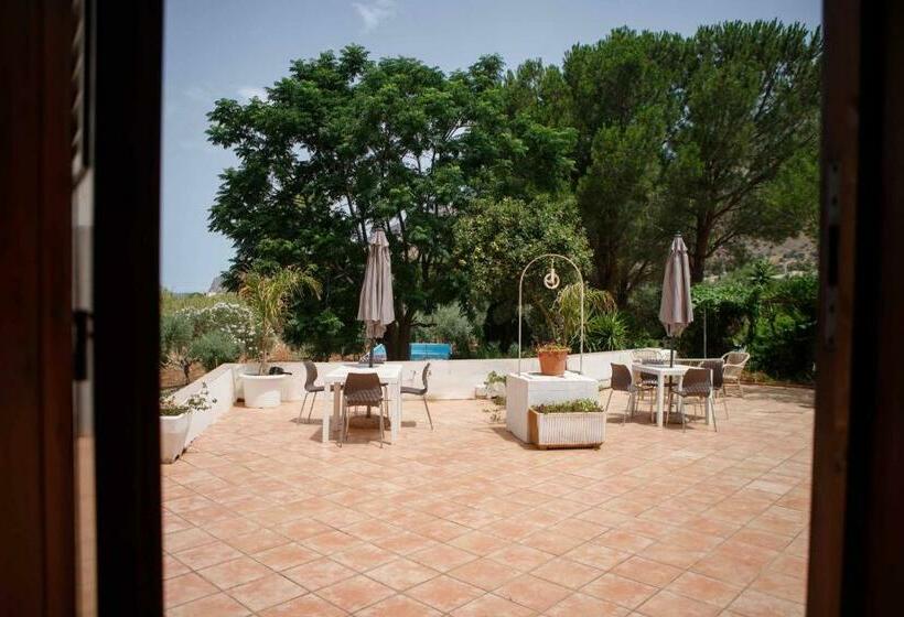 צימר Il Baglio Di Donna Rosa