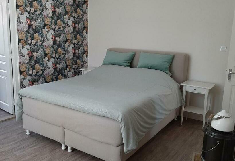 Bed and Breakfast La P Tite Place