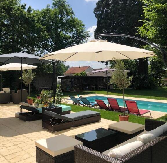 مبيت وإفطار Maison De La Comtesse