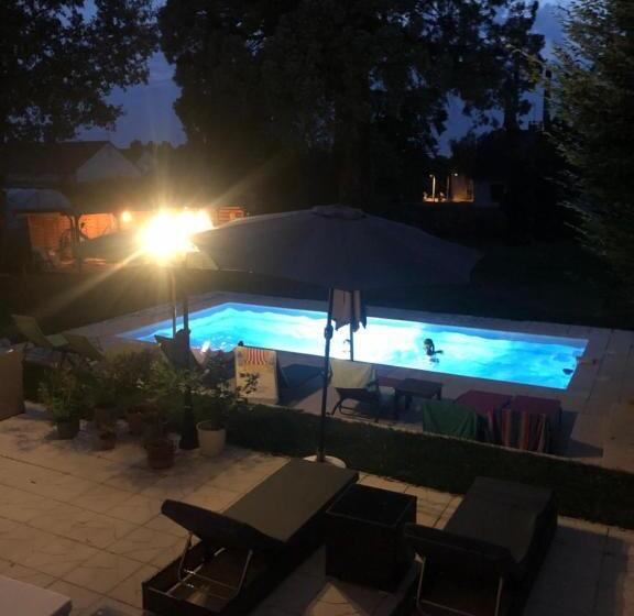 مبيت وإفطار Maison De La Comtesse