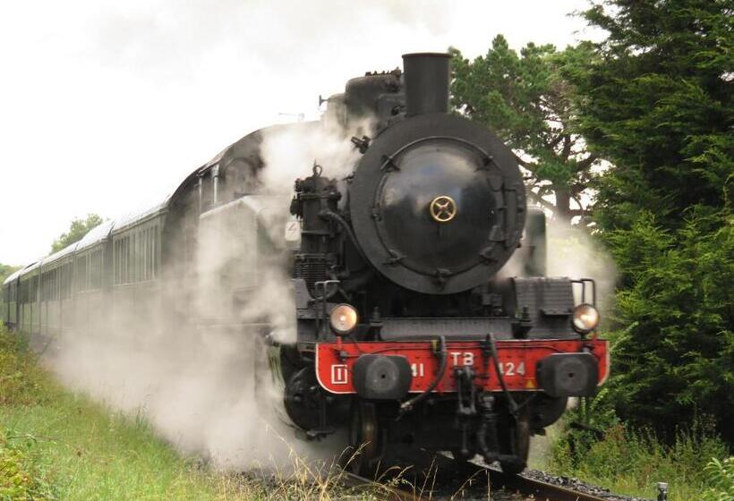 تختخواب و صبحانه Maison D’hôtes Kergiquel