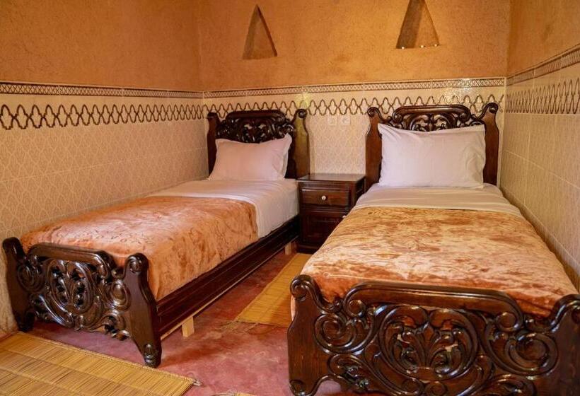 تختخواب و صبحانه Maison Etoile Du Desert