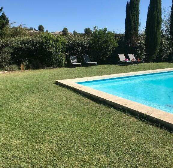 住宿加早餐  Mas Des Alpilles