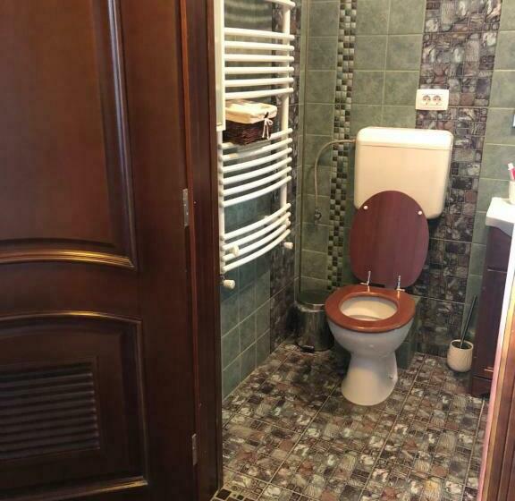 تختخواب و صبحانه Studio