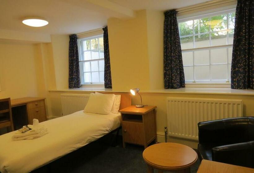 Bed and Breakfast Wadham College