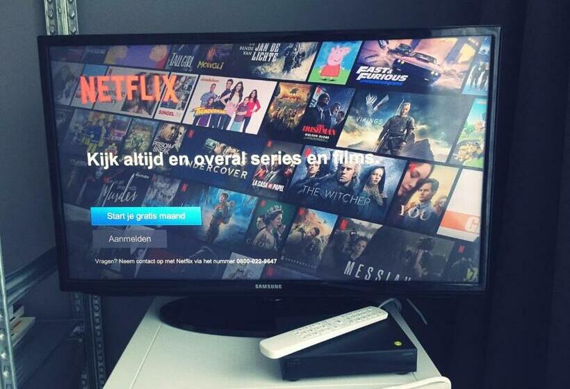 تختخواب و صبحانه Private Studio With Free Car Parking