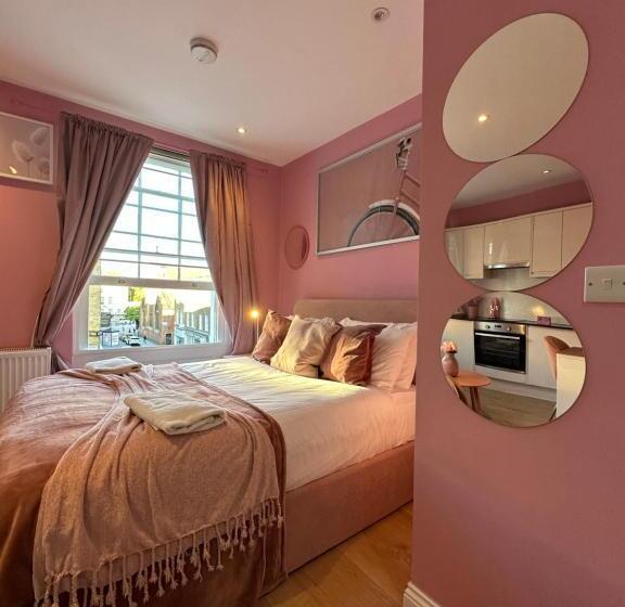 Gloucester Place   Baker Street