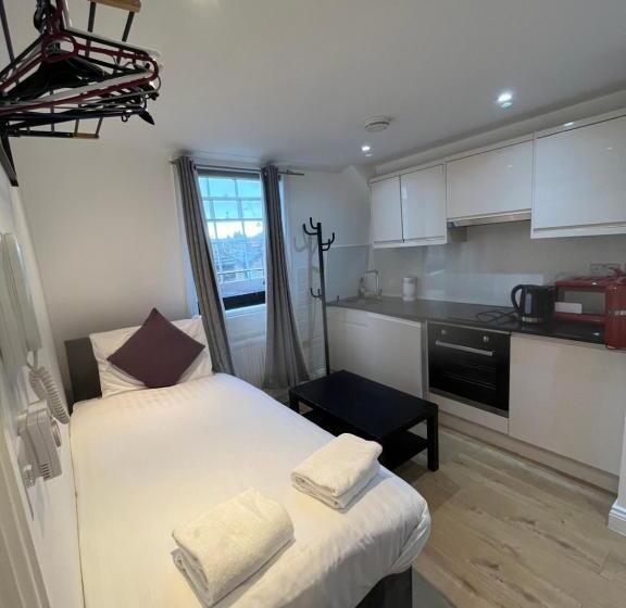 Gloucester Place   Baker Street