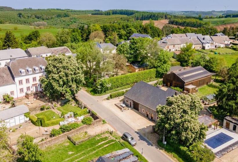 Отель Gîte Bed & Bedot