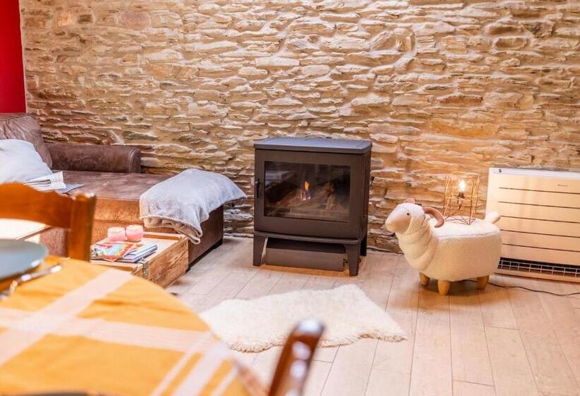 Отель Gîte Bed & Bedot