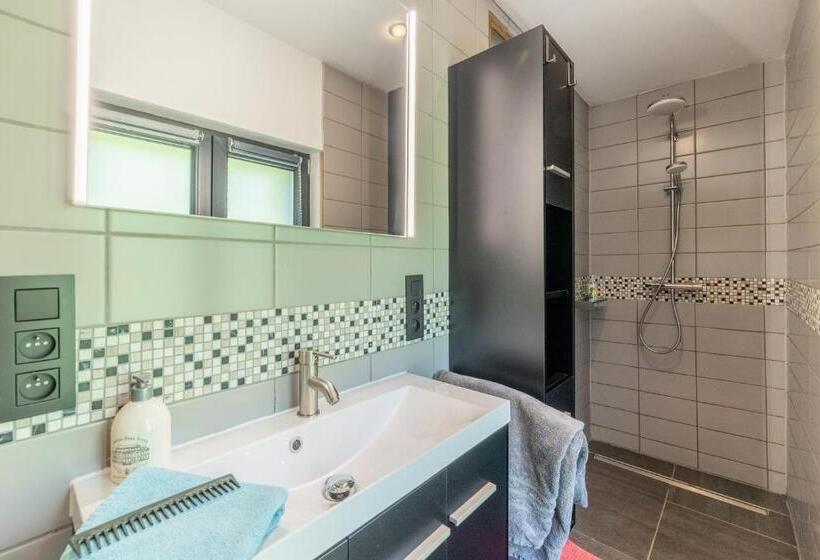 Отель Gîte Bed & Bedot