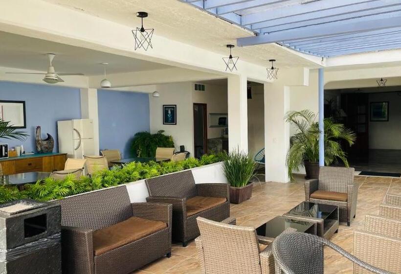 Отель Boutique Ixaya