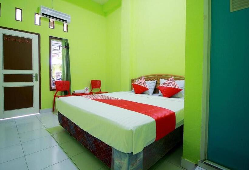 בית מלון כפרי Reddoorz Near Jalan Sejahtera Lubuk Linggau