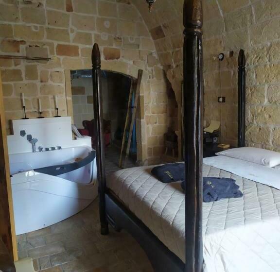 בית מלון כפרי Suite Sant Irene