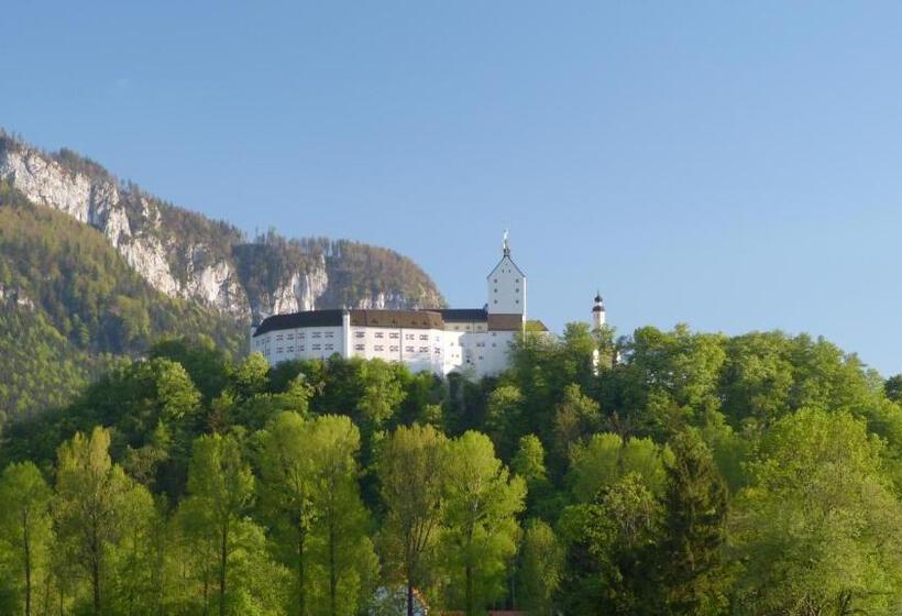 ホテル Wirtshaus Zum Baumbach