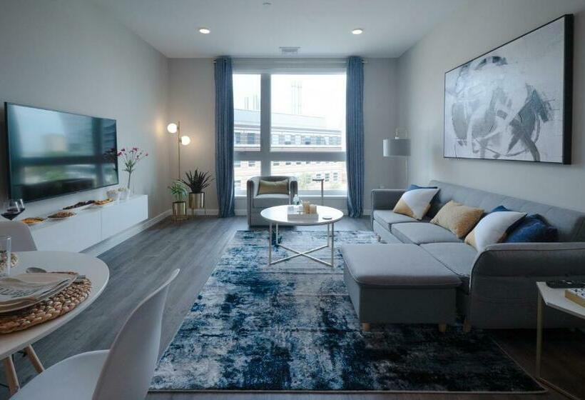 Luxury Furnished Apartments By Hyatus Downtown At Yale