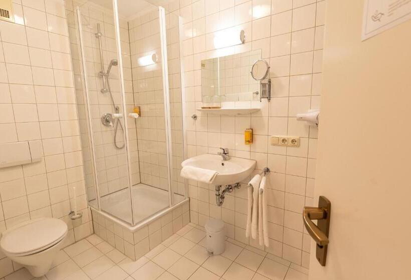 ペンション Ammergau Lodge