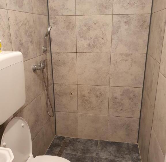 بنسيون Ayana Central House