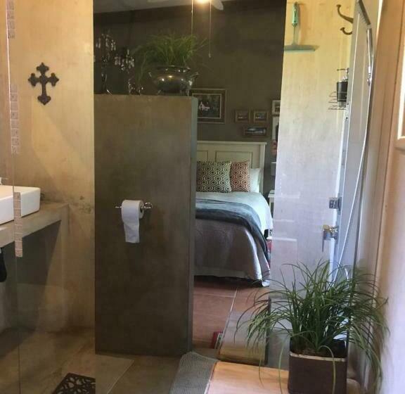 פנסיון B S At Strauss