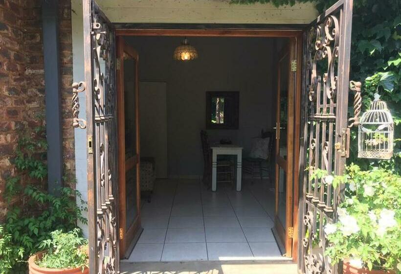 פנסיון B S At Strauss