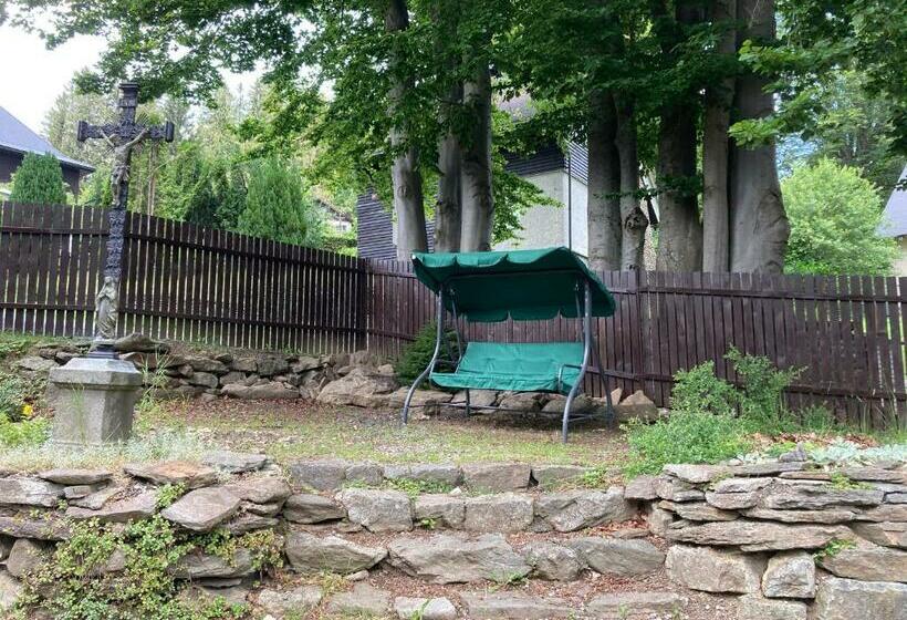 ペンション Belvederská Chalupa