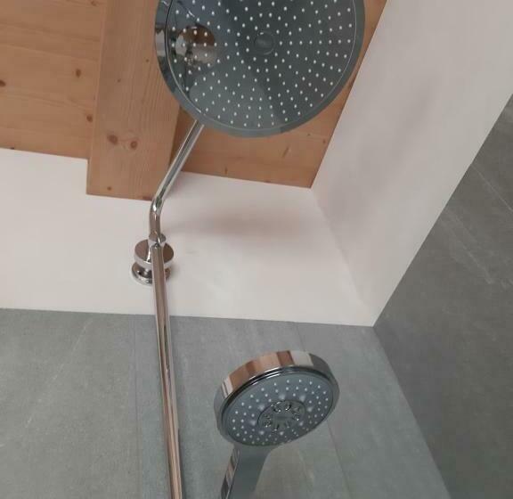 膳宿费 Chalet Taulei