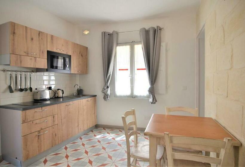 پانسیون Città Cospicua Suites