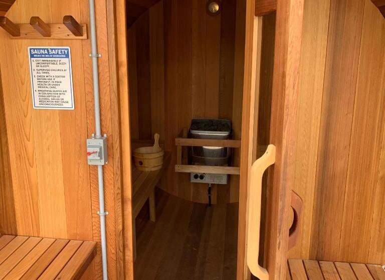 بنسيون Dragonfly Inn Loft Suite