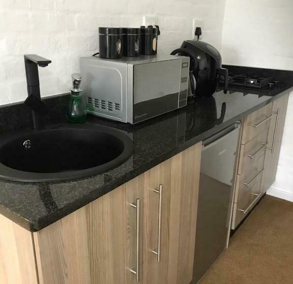 פנסיון Hilton Bella Vista